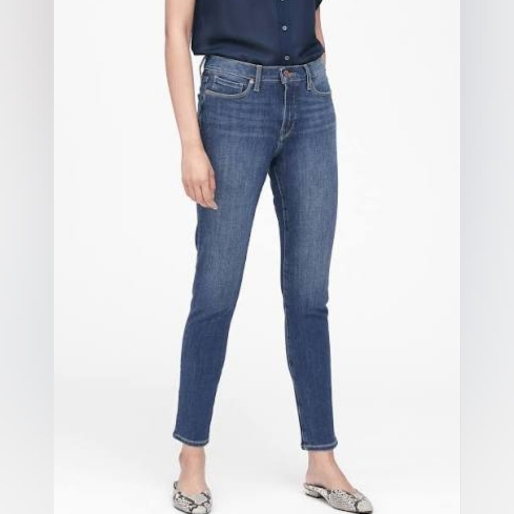 Banana Republic Zero Gravity Skinny Mid Rise Blue Jeans